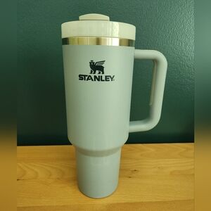 Stanley 40 oz Tumbler Glacier